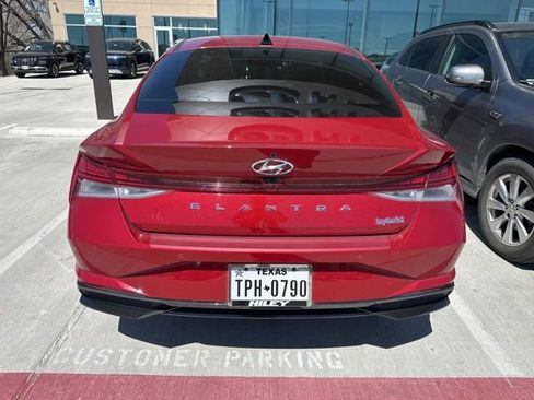 Used 2023 Hyundai Elantra Limited image 8