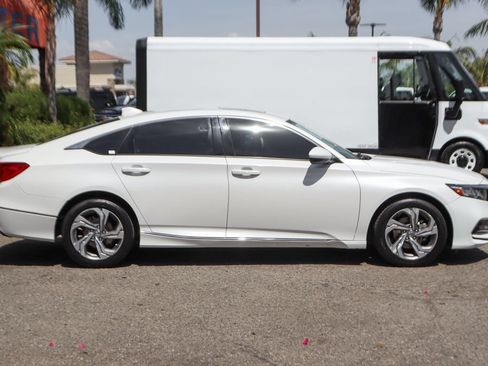 Used 2020 Honda Accord EX image 10