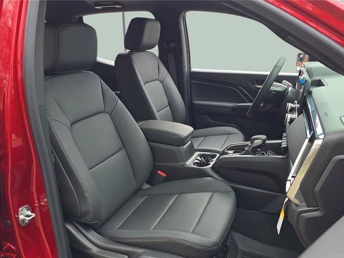 Used 2025 GMC Canyon Elevation w/ Convenience Package image 14