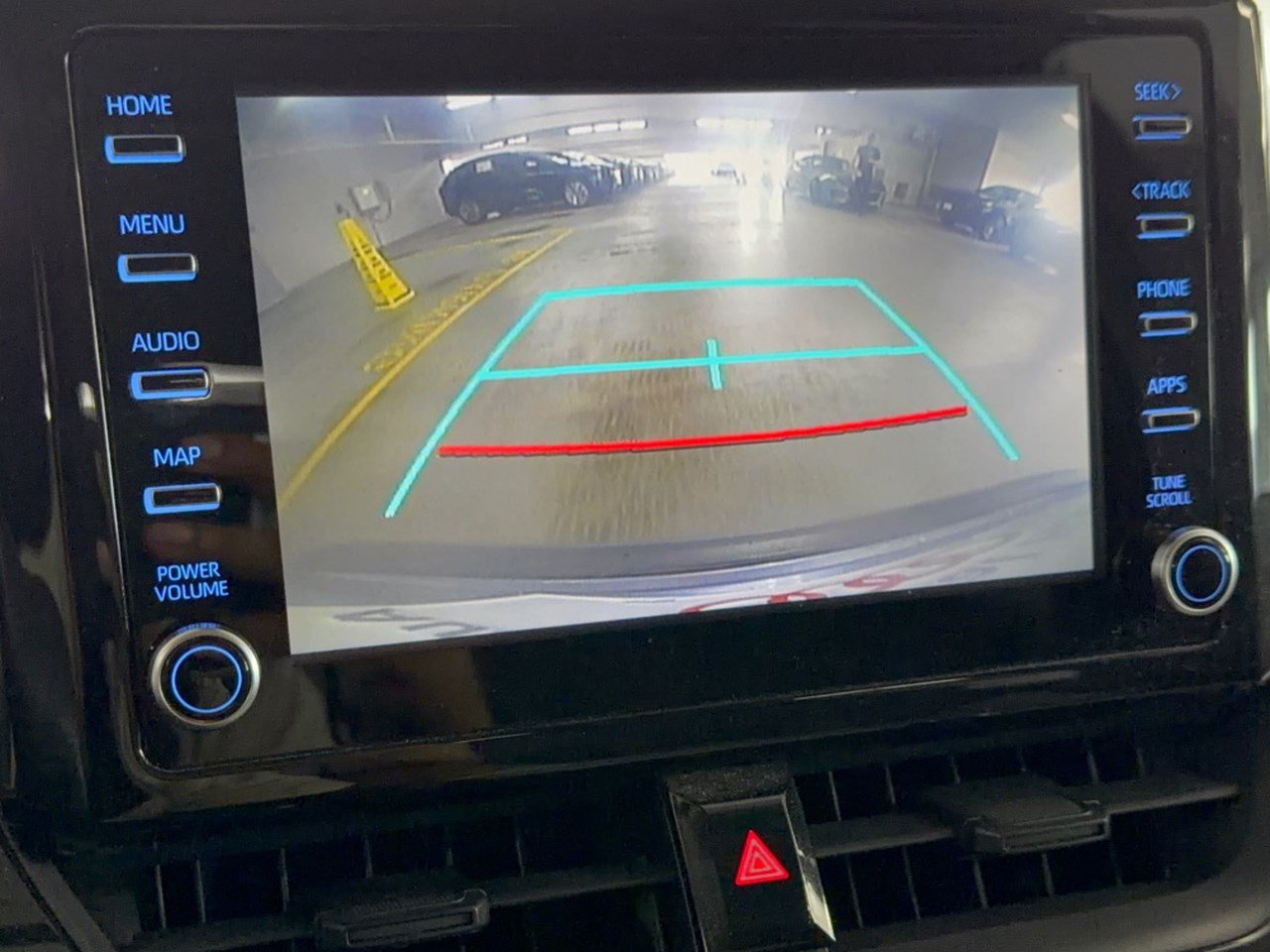 Used 2020 Toyota Corolla LE FWD image 24