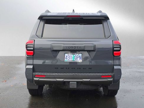 Used 2025 Toyota 4Runner TRD Off-Road Premium AWD/4WD image 5