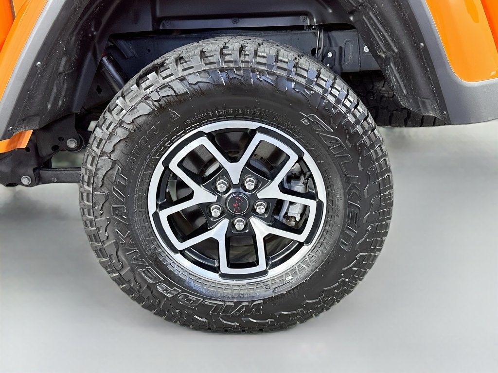 Used 2025 Jeep Gladiator Rubicon AWD/4WD image 34