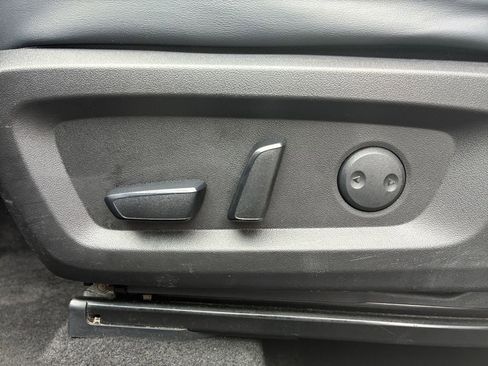 Used 2024 Mitsubishi Outlander FWD image 7