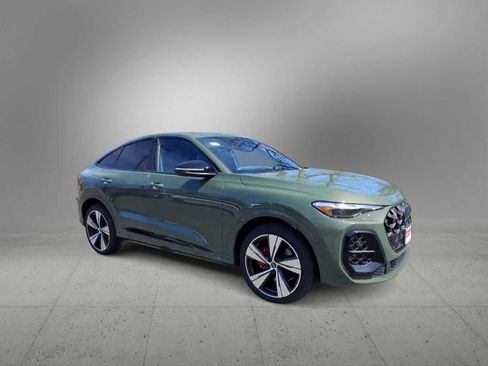 New 2025 Audi SQ5 Prestige image 2