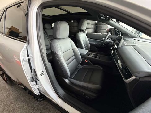 Used 2025 Honda Prologue Touring image 25