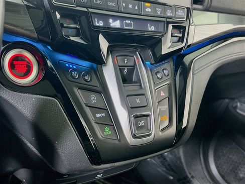 Used 2023 Honda Odyssey Elite image 17