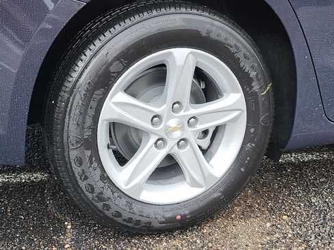 New 2025 Chevrolet Malibu LS w/ LPO, Floor Liner Package FWD image 30