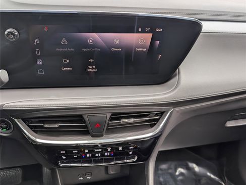 Used 2025 Buick Encore GX Avenir w/ Avenir Technology Package image 32