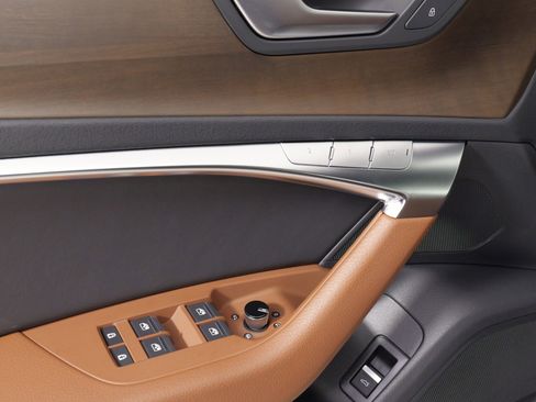 Used 2025 Audi A6 2.0T Premium image 25