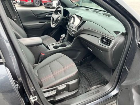 Used 2022 Chevrolet Equinox RS w/ Infotainment Package AWD/4WD image 22