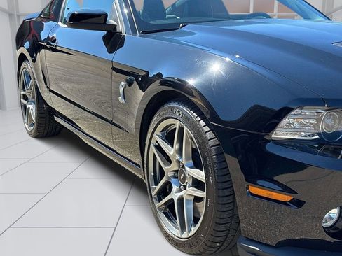 Used 2013 Ford Mustang Shelby GT500 RWD image 28
