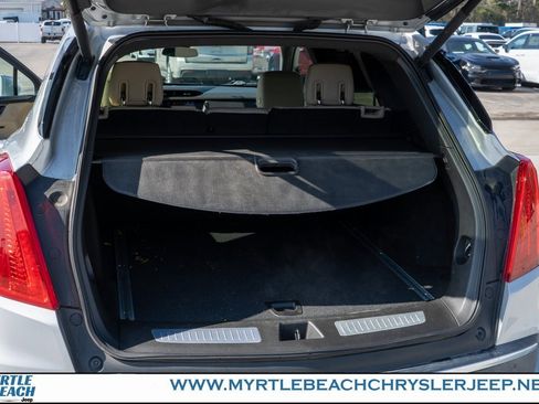 Used 2017 Cadillac XT5 Luxury w/ Driver Awareness Package image 29