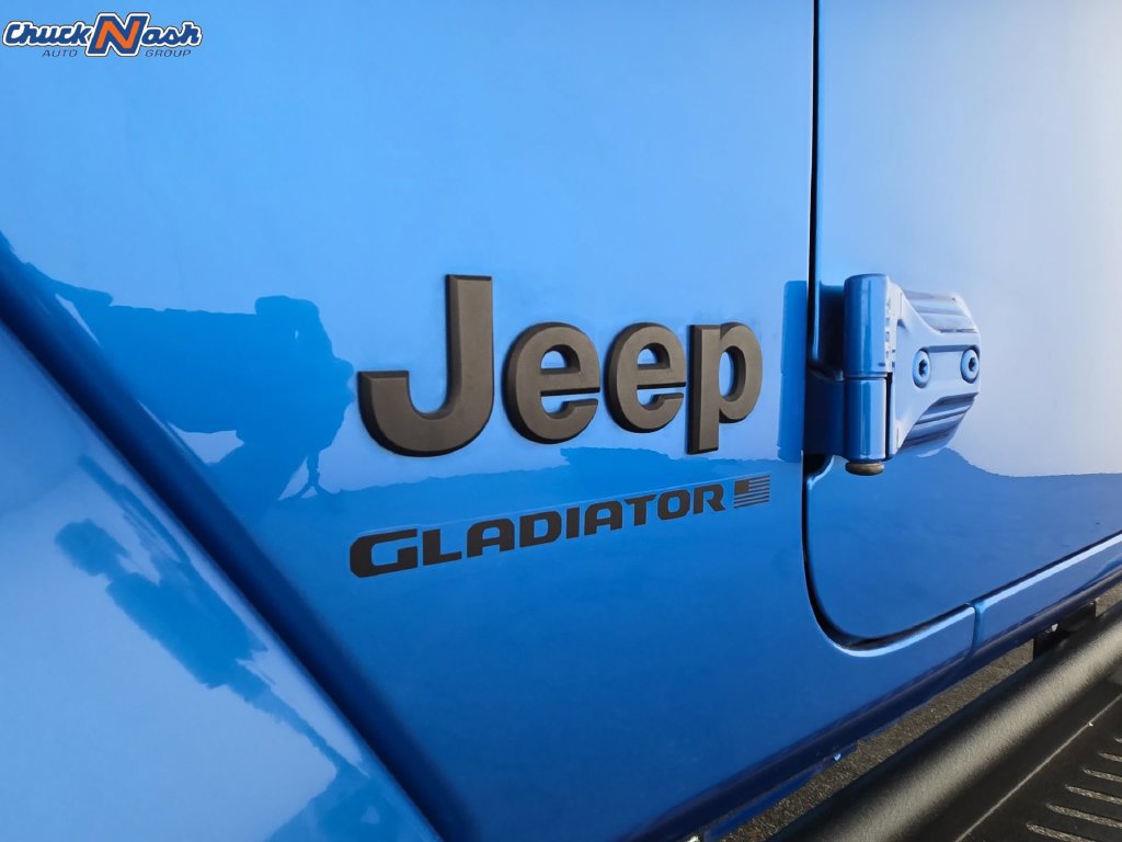 Used 2024 Jeep Gladiator Sport AWD/4WD image 35