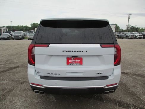 New 2026 GMC Yukon Denali w/ Denali Reserve Package AWD/4WD image 5