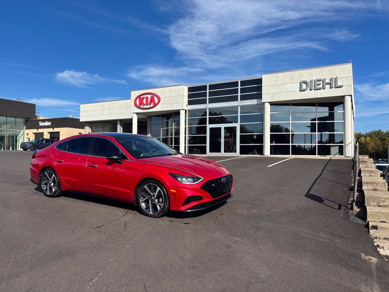 Used 2021 Hyundai Sonata SEL Plus w/ Tech Package FWD image 4
