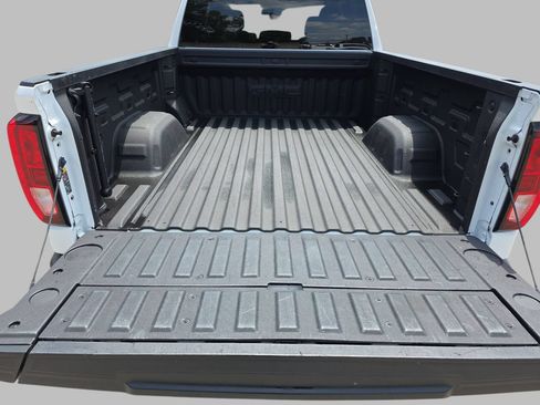 Certified 2022 GMC Sierra 1500 Elevation AWD/4WD image 13