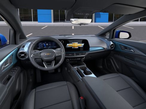 New 2026 Chevrolet Equinox EV LT image 42