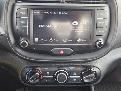 Certified 2023 Kia Soul LX w/ Option Group 015 FWD image 15