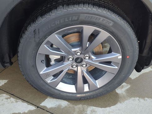 New 2026 Ford Explorer Active w/ Active Comfort Package image 33