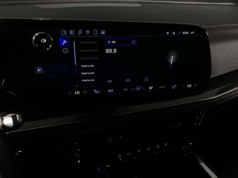 Used 2025 Chevrolet Tahoe RST image 15