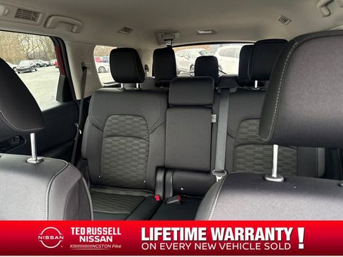 New 2026 Nissan Pathfinder SV image 28