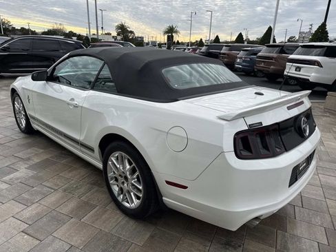 Used 2013 Ford Mustang Premium image 4