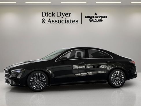 Used 2025 Mercedes-Benz CLA 250 image 25