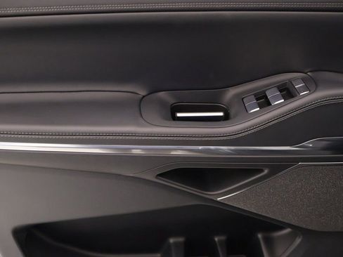 New 2025 Lincoln Navigator Reserve w/ Jet Appearance Package image 17