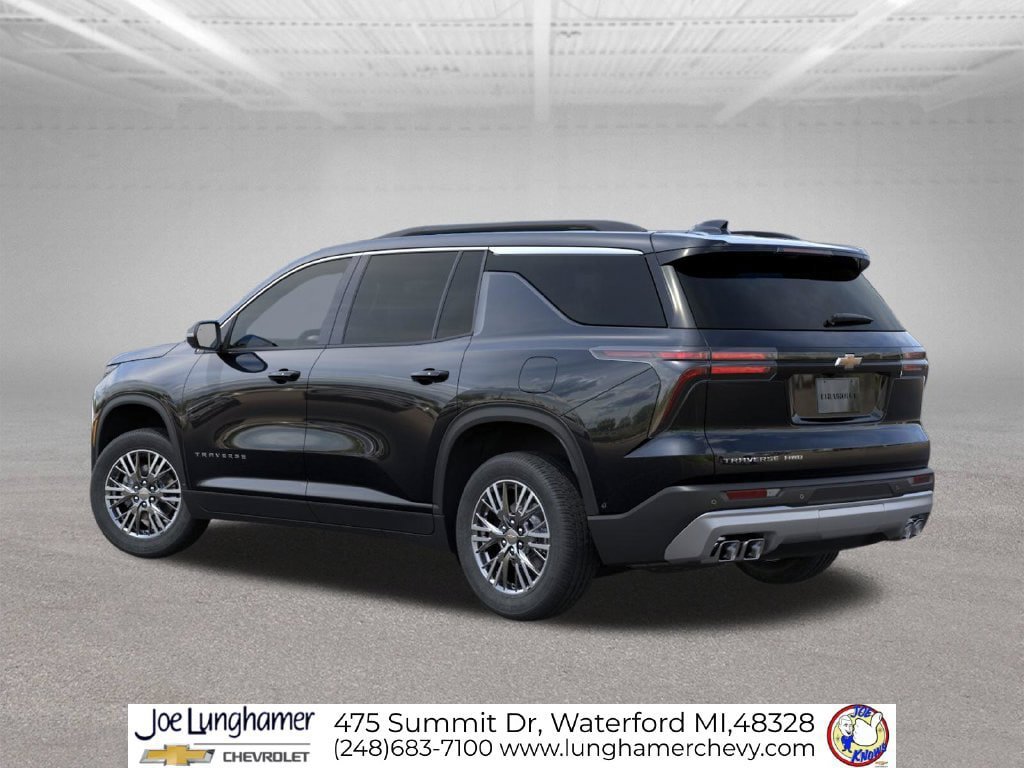 New 2027 Chevrolet Traverse LT AWD/4WD image 3