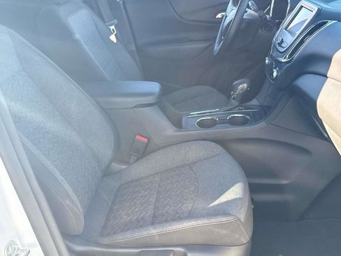 Used 2024 Chevrolet Equinox LT image 28