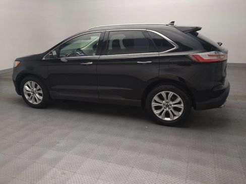 Used 2020 Ford Edge Titanium FWD image 3