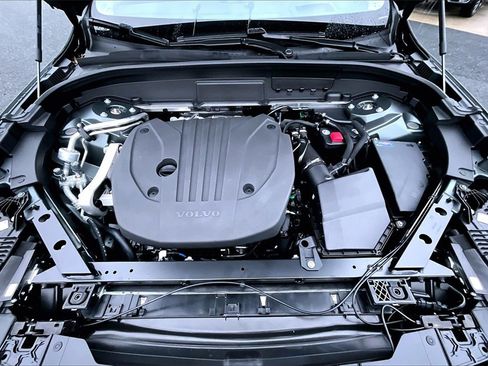 New 2026 Volvo XC60 B5 Ultra w/ Protection Package Premier image 12