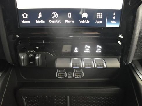 New 2026 RAM 1500 4x4 Crew Cab image 30