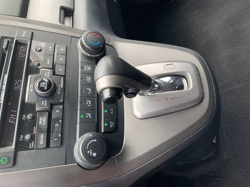 Used 2011 Honda CR-V SE image 18