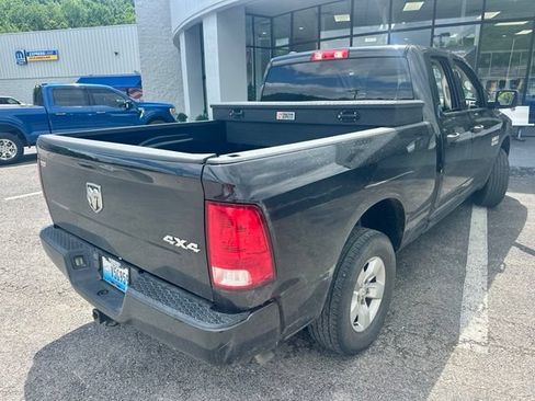 Used 2018 RAM 1500 Express AWD/4WD image 4