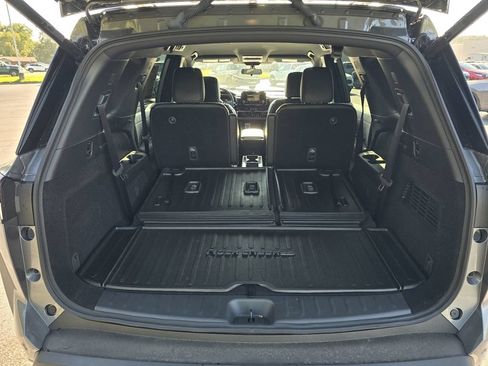 Used 2025 Nissan Pathfinder Rock Creek AWD/4WD image 26