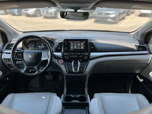 Used 2018 Honda Odyssey EX-L image 16