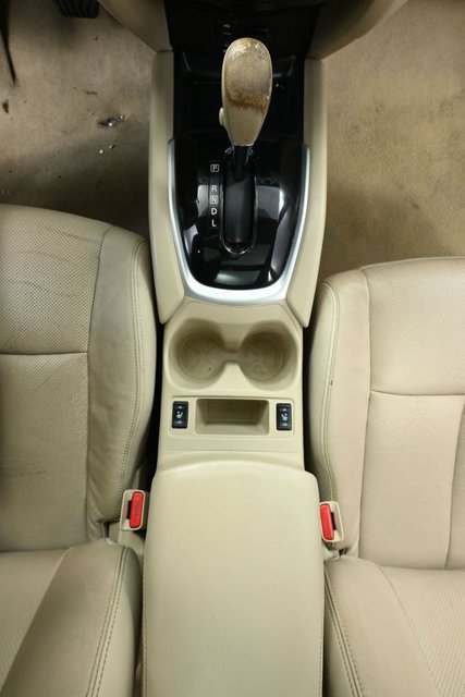 Used 2014 Nissan Rogue SL w/ SL Premium Package FWD image 30