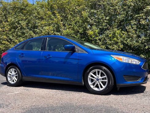 Used 2018 Ford Focus SE FWD image 10