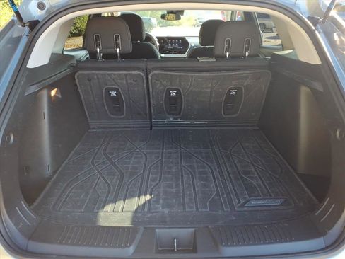 Used 2025 Chevrolet Trax LS image 29