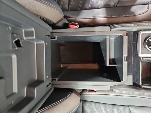 Certified 2025 Nissan Pathfinder Platinum w/ Cargo Package image 28