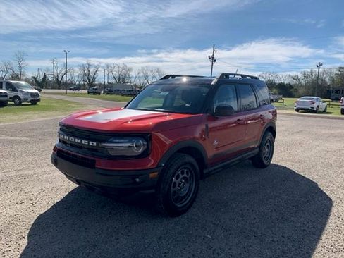 New 2024 Ford Bronco Sport Outer Banks image 4