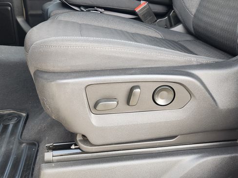 Used 2022 Chevrolet Silverado 1500 Custom RWD image 24