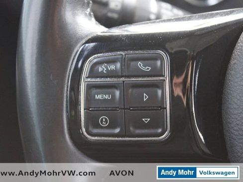 Used 2014 Jeep Wrangler Unlimited Sahara image 30