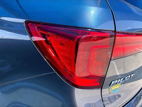 Used 2017 Honda Pilot LX image 29