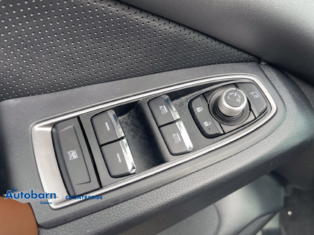 Used 2026 Subaru Ascent Touring AWD/4WD image 11
