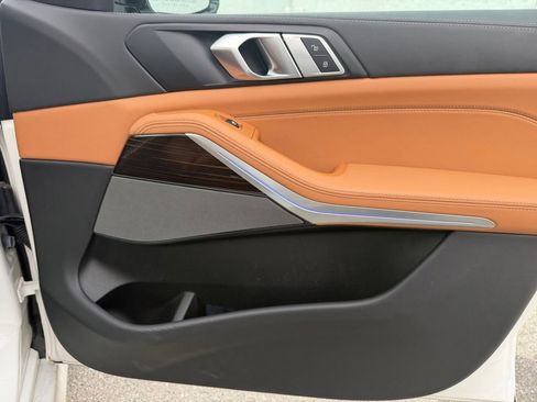 Used 2026 BMW X5 sDrive40i image 27