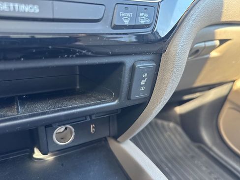 Used 2018 Honda Ridgeline RTL-E image 29