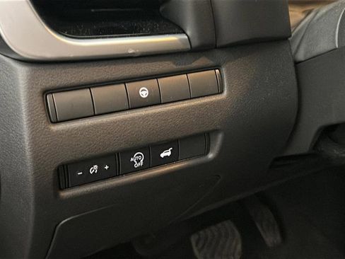 Used 2024 Nissan Rogue SL w/ SL Premium Package FWD image 18