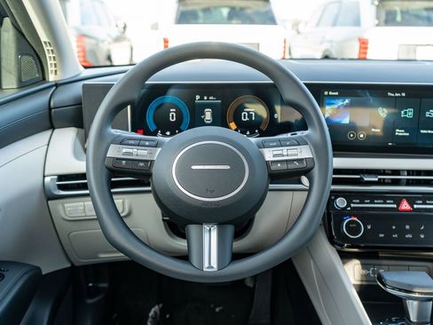 New 2026 Hyundai Tucson SEL image 15